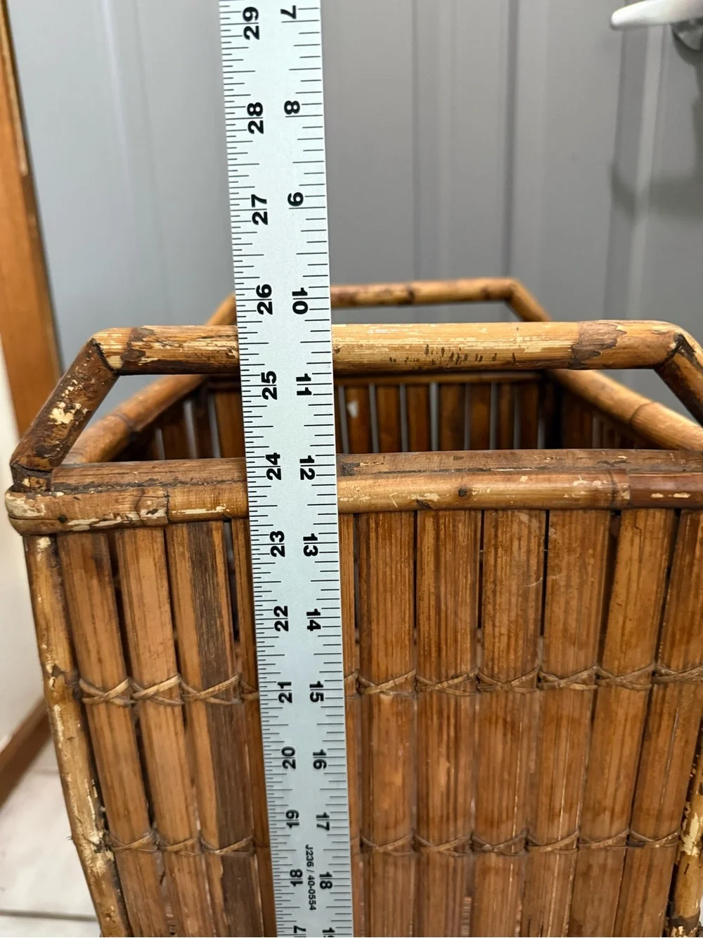 Vintage 1970’s Bamboo Split Reed Tall Planter Stand in Warm Brown